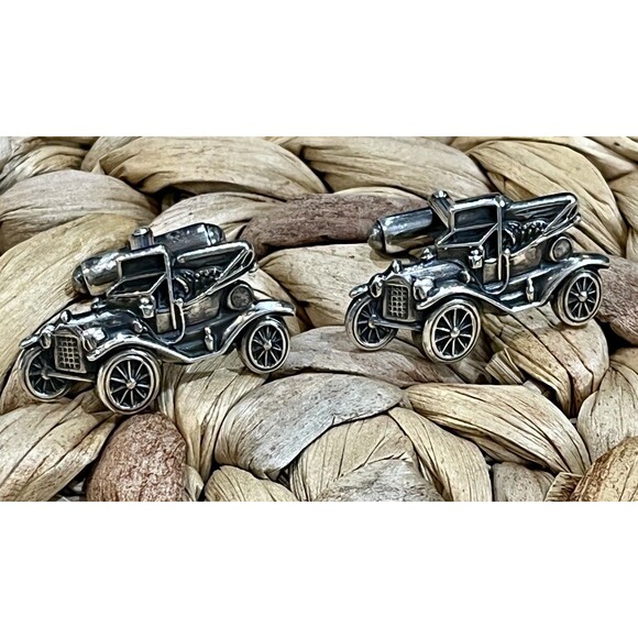 Vintage FORD MODEL T ~ 3-D Antique Car Automobile Mens CUFFLINKS Cuff Links - Picture 2 of 8